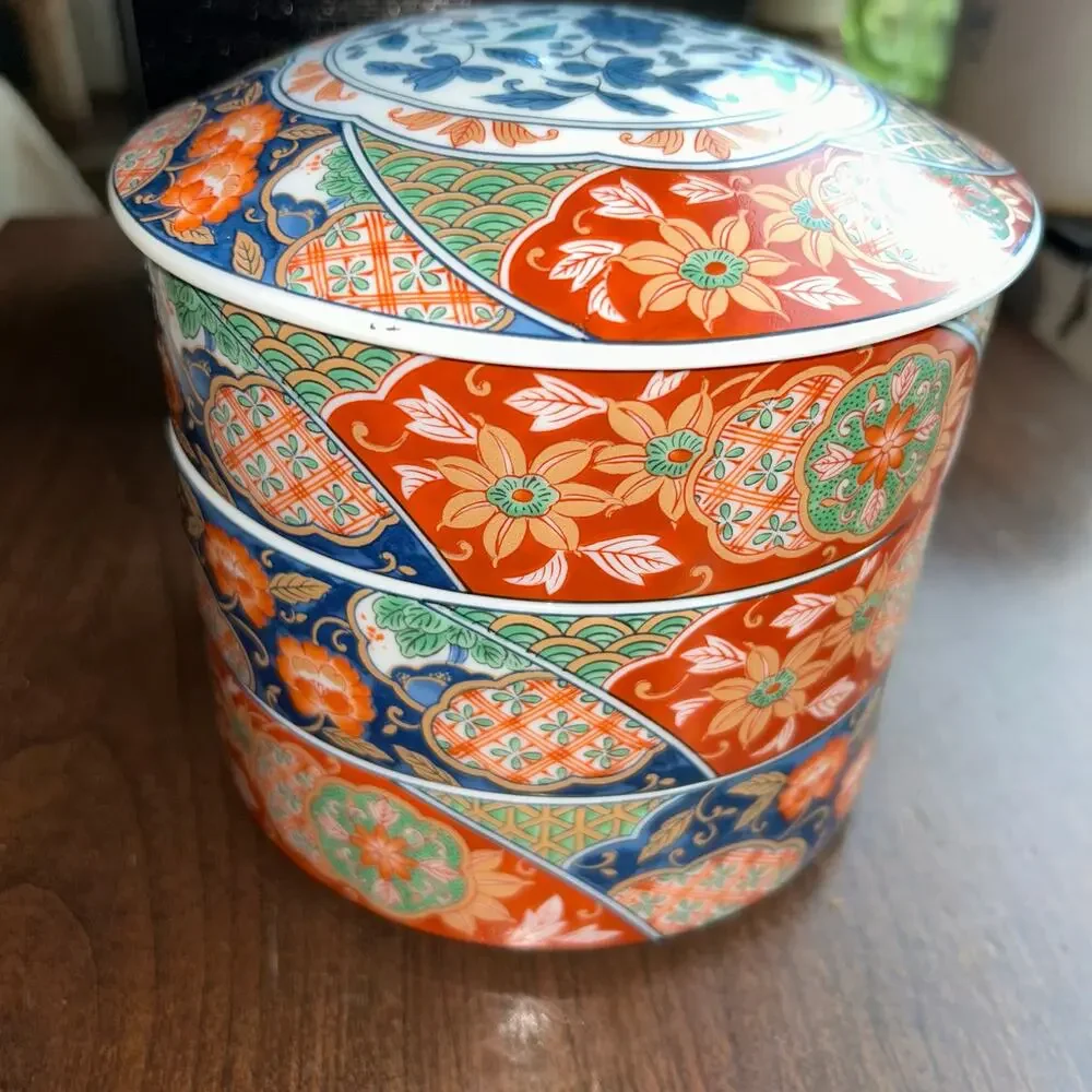 New Japanese Arita Ware Three-Tiered Food Box Stacking Bowl Gumps Imari Karakusa